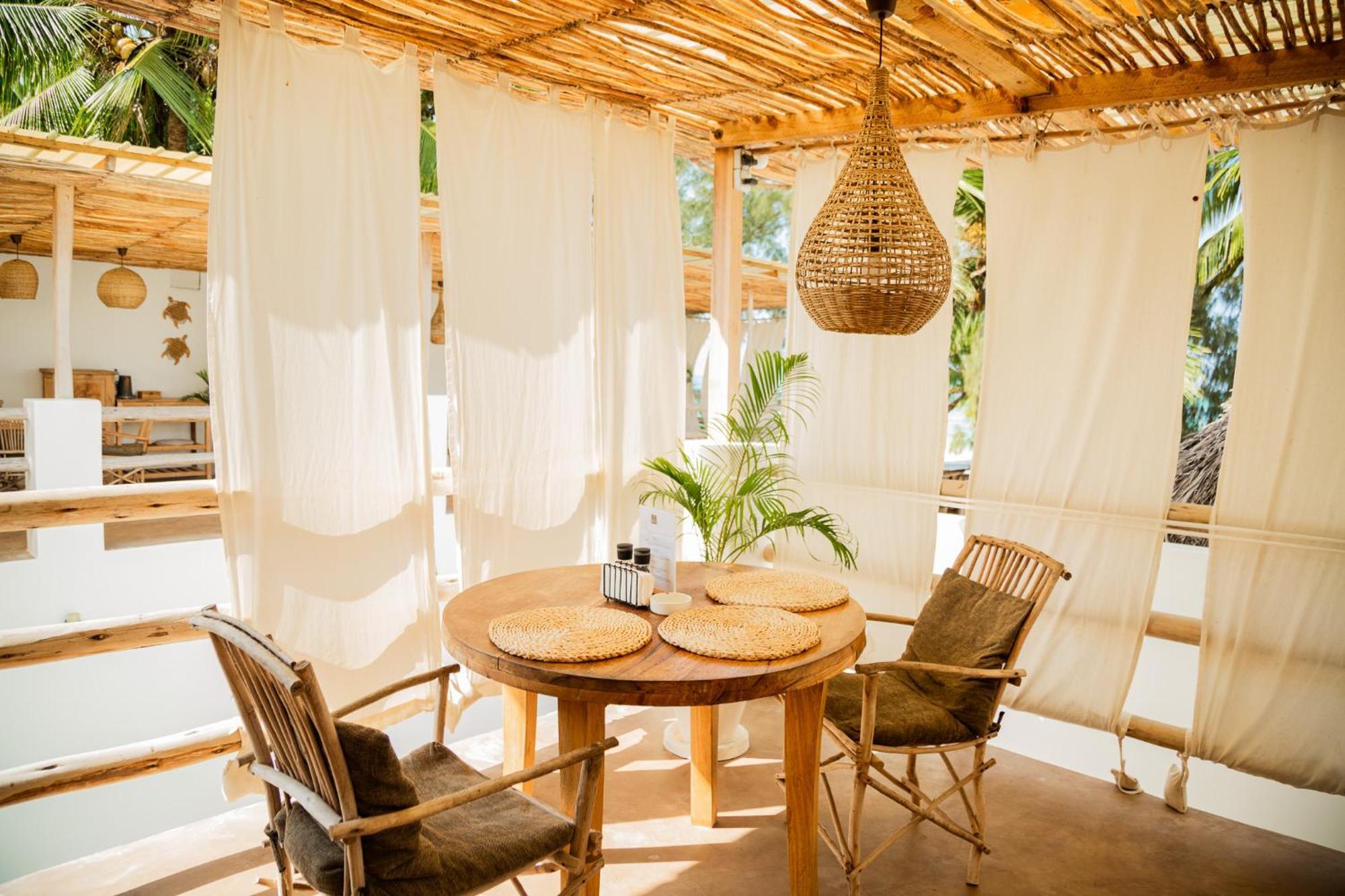 Boho Boutique Hotel - Beachfront , Adults Only , Private Pool Kiwengwa  Eksteriør billede